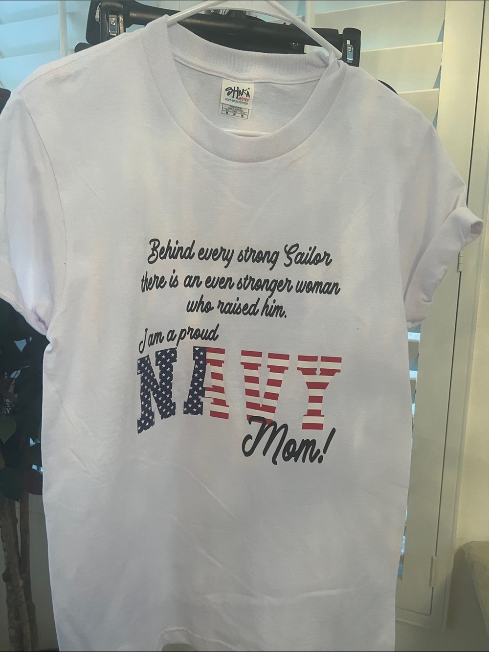 Proud NAVY Mom Graphic Tee - White